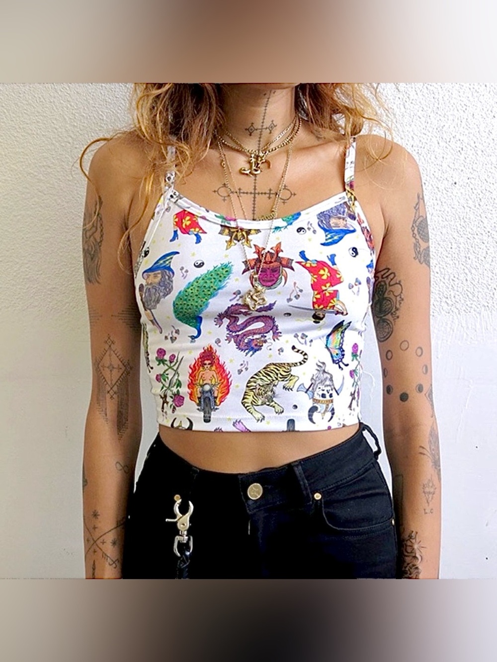 White trippy print spaghetti strap tank top🐲🔥🐅🦚🗡